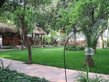 Guest house Happy Caretta 3*