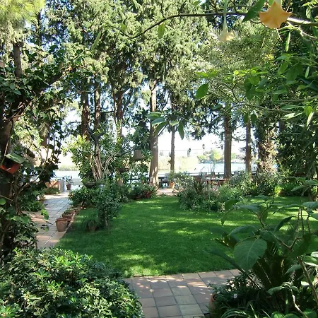 Guest house Happy Caretta